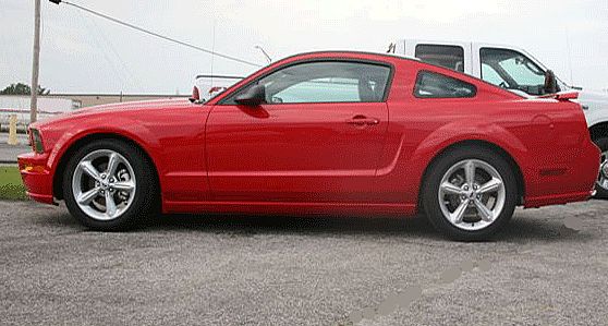 2010_Mustang_OE_wheels.gif