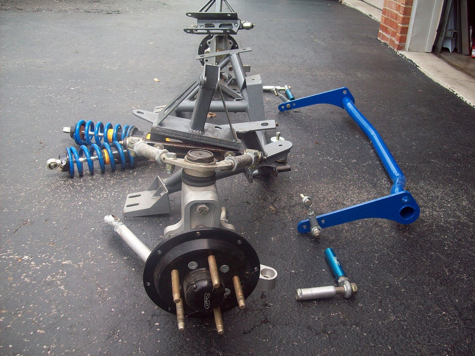 Griggs Racing WC front suspension kit 007.JPG