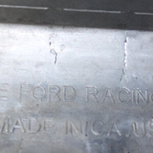 Cobra valve covers Ford racing USA.jpg