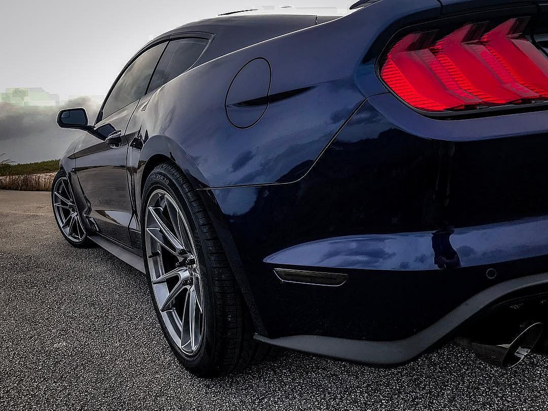 18%20ford%20mustang%20led%20sidemarkers%20smoked%20owner%20ig%20upr_steve%20upr%20products%20(1).jpg