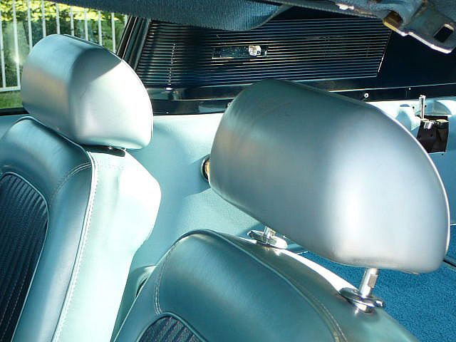 interior-headrests.jpg