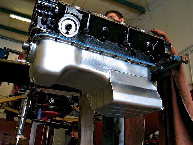 mmfp_0708_04_z+1993_ford_mustang_ford_racing_performance_boss_engine+oil_pan.jpg