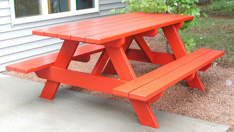 Picnic_Table_Red_01.jpg