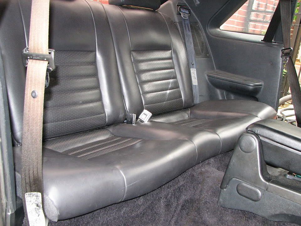 rearseat011.jpg
