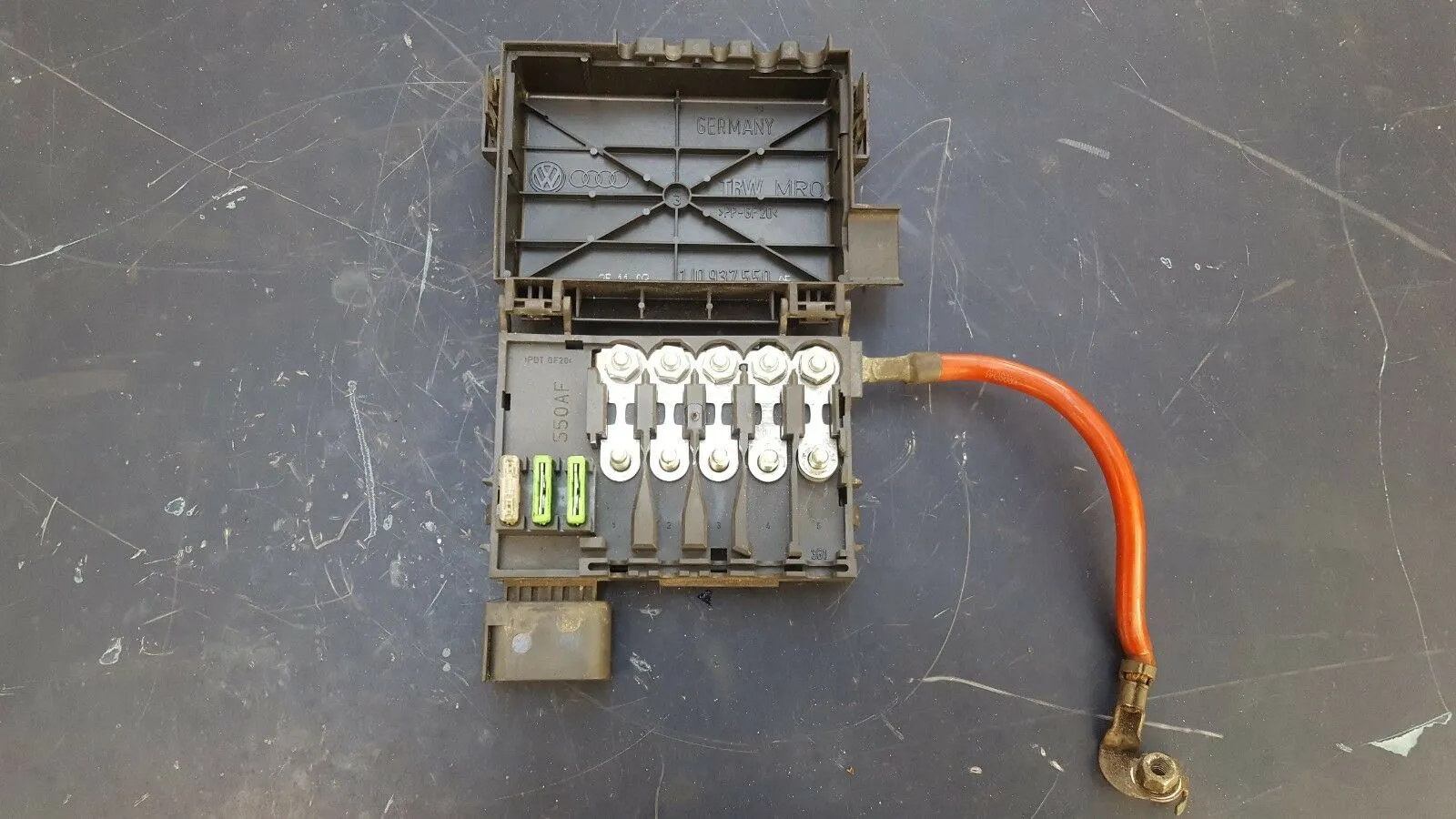 01 to 05 VW dist box 2.webp