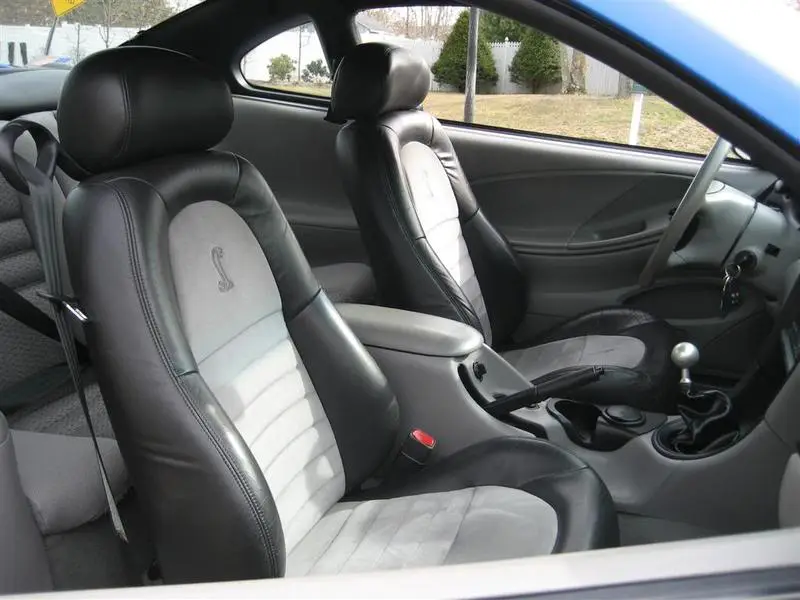 01CobraSeatsinstalledLarge.webp