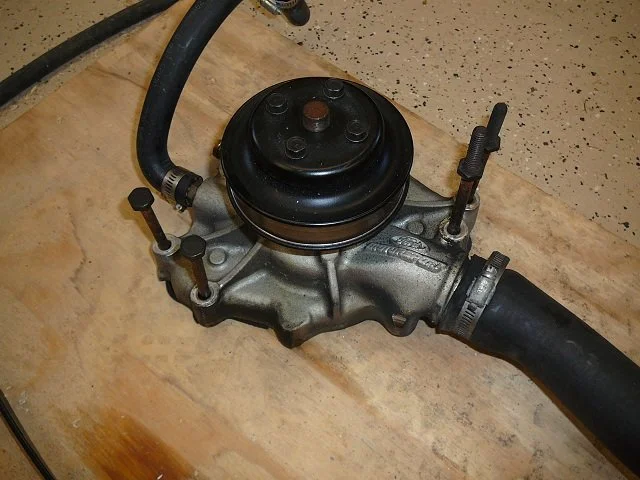 01roush-albums-92+mustang-picture154067-water-pump.webp