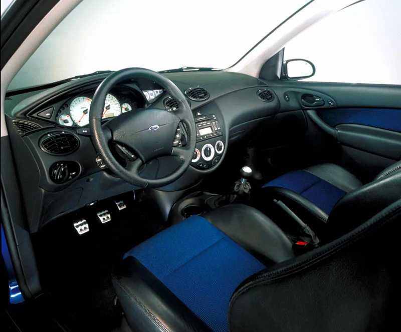 02svtfocus_int2.webp
