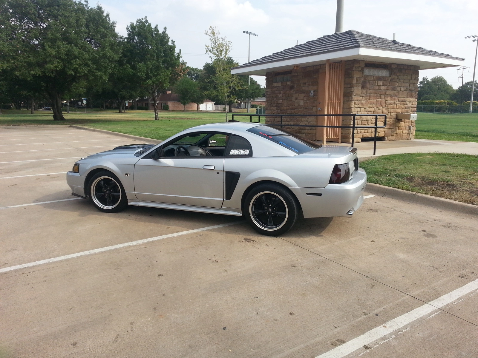 03 Mustang GT @ Heights Park1.webp
