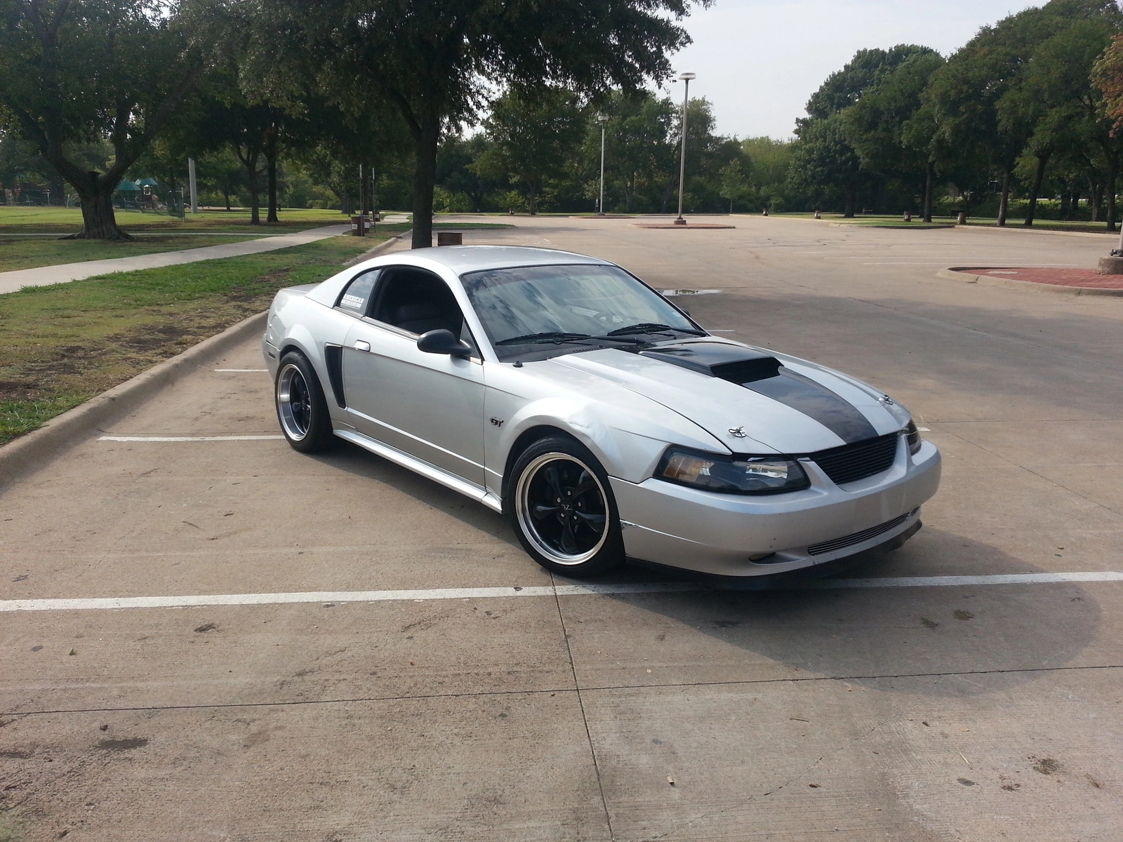 03 Mustang GT @ Heights Park4.webp