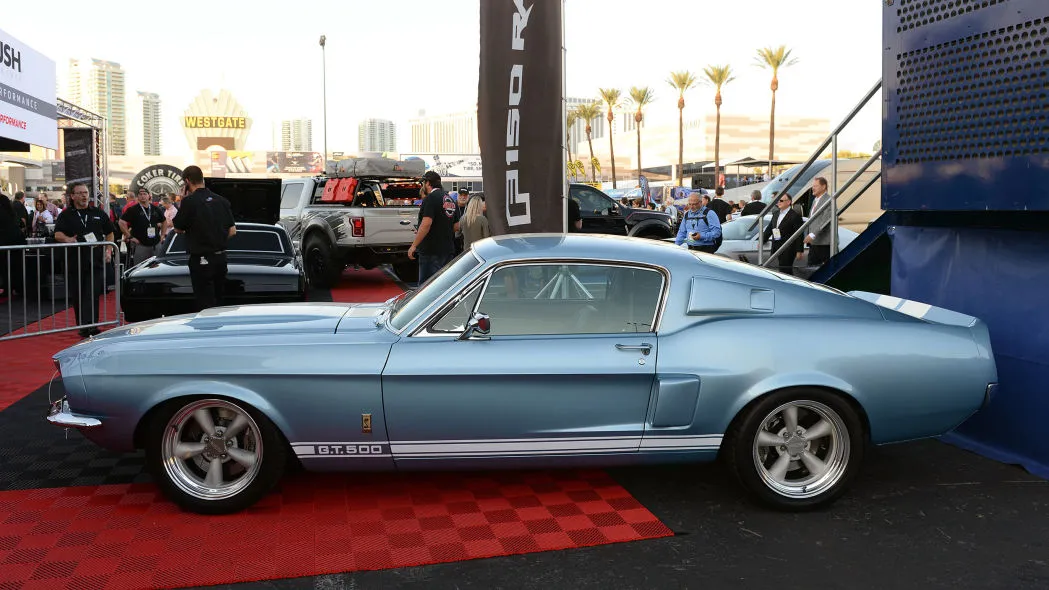04-revology-1967-shelby-gt500-sema-1.webp