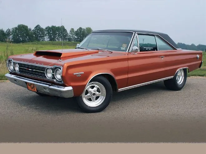 0409_mopp_01_z%2B1967_plymouth_gtx%2Bleft_side_angle.webp