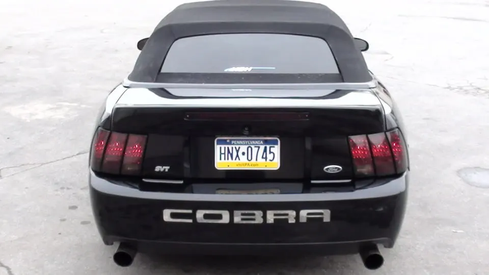04cobra009.webp