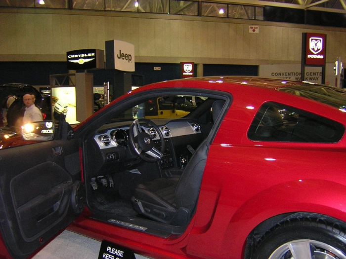 05MustangInterior.webp