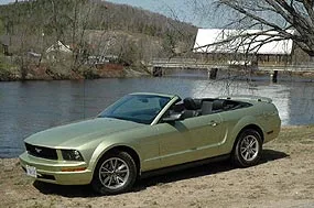 06mustangtremblant_1-1.webp