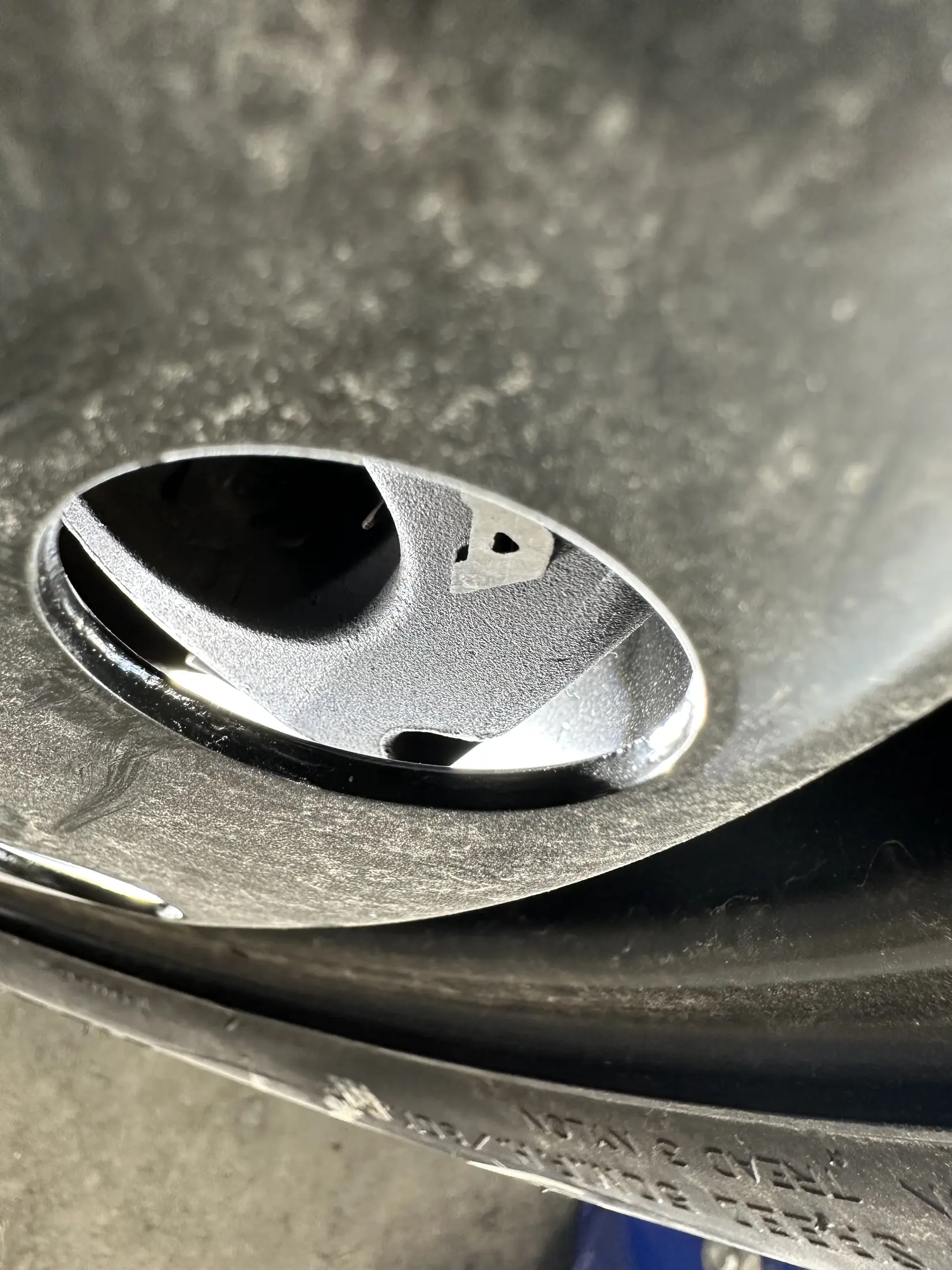 07-14 Ford Edge Spare 05.webp