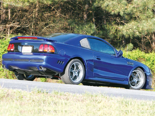0702_mmfp_06z+1994_ford_mustang+rear_quarter.webp