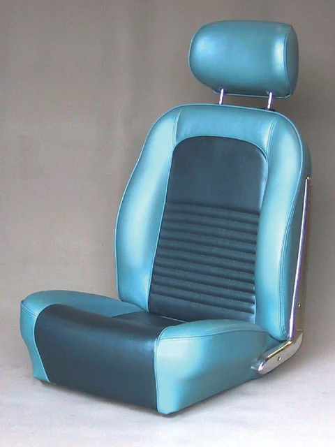 0706_mump_03_z+mustang_restomod_interior+sport_seat.webp
