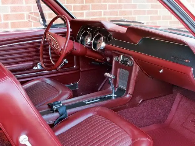 0706_mump_03_z1968_mustang_hcsinterior.webp
