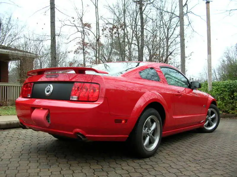 07Mustang1.webp