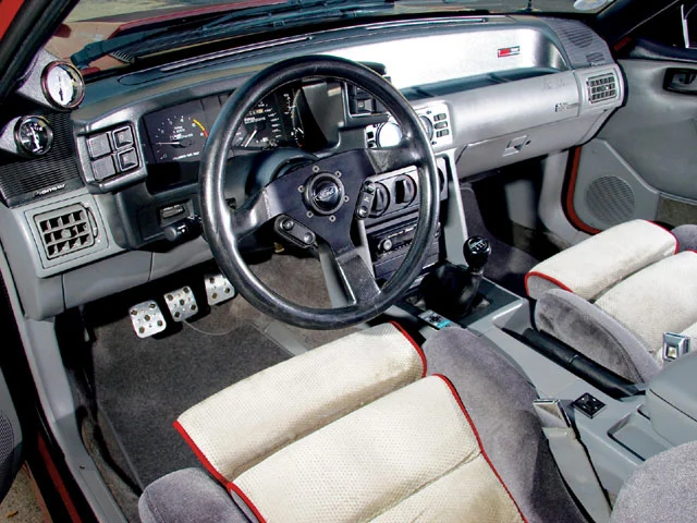 0803_m5lp_06_z+1987_saleen_197+drivers_seat.webp