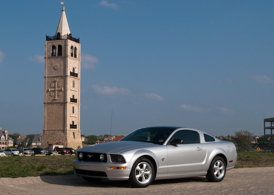 09mustangcroationvillag.webp