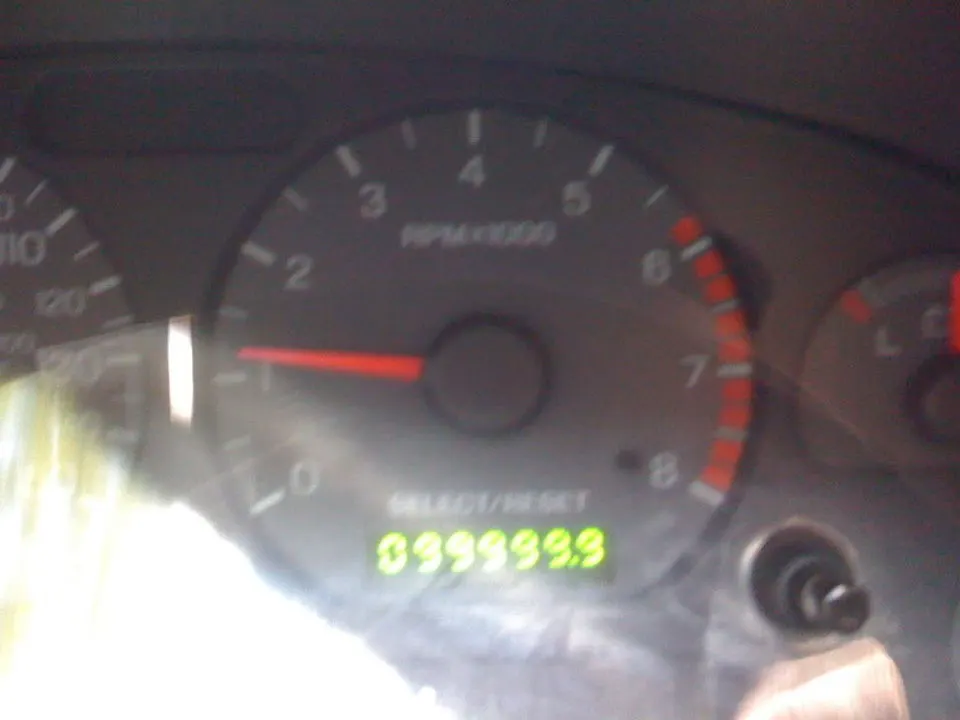100k005.webp