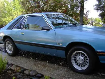 104226_1979_Mercury_Capri.webp