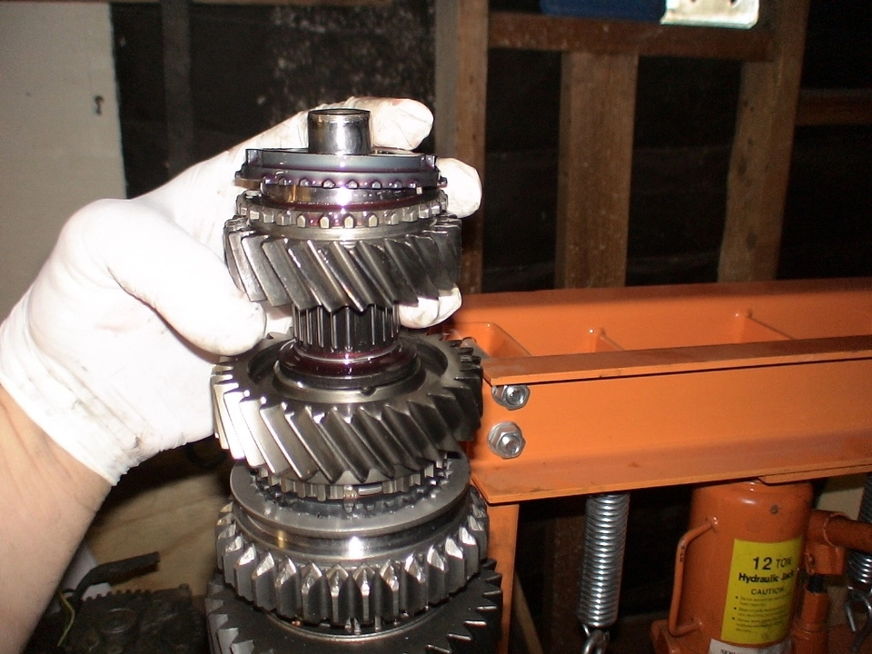 12-carbon%20fiber%20sincro.webp