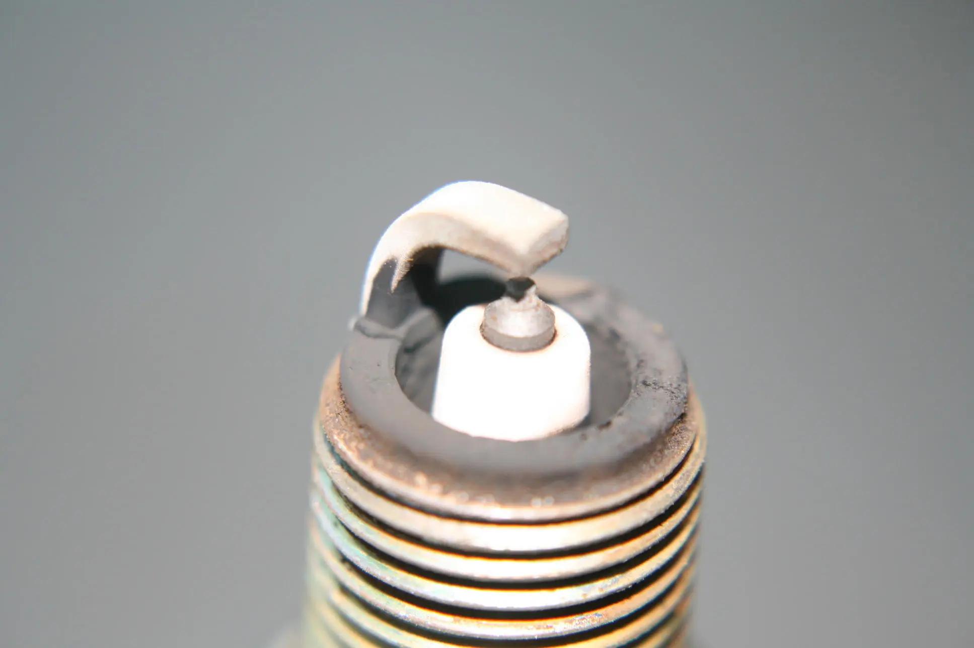 12308-reading-spark-plugs-img_1195.webp