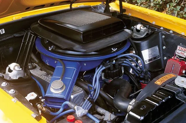 127_0305_1z+1970_Ford_Mustang_Mach_1+Engine_Bay.webp