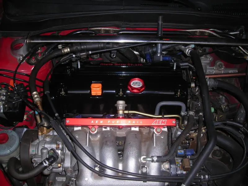 12ValveCover05.webp