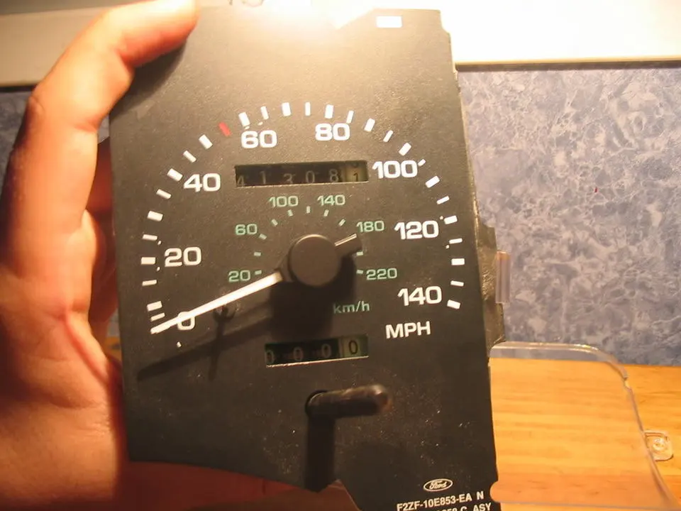140mphmustangspeedo001.webp
