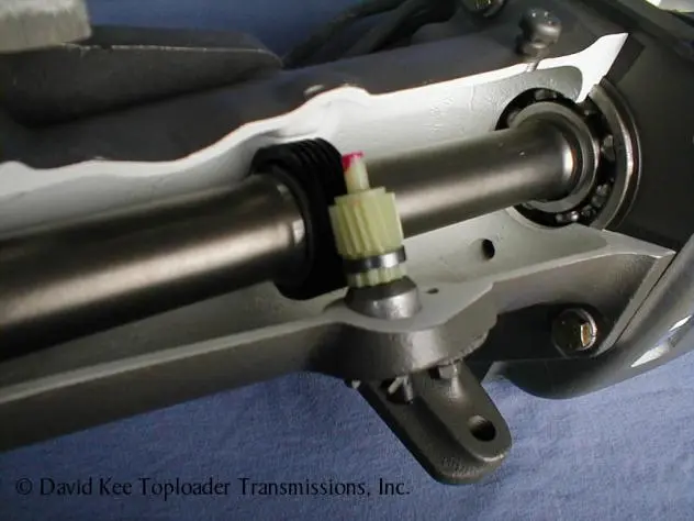 18231d1296006080-looking-toploader-speedometer-drive-housing-cutaway4c.webp