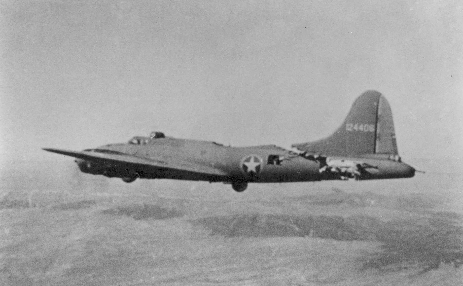 19430201AllAmericanB17inFlight.webp