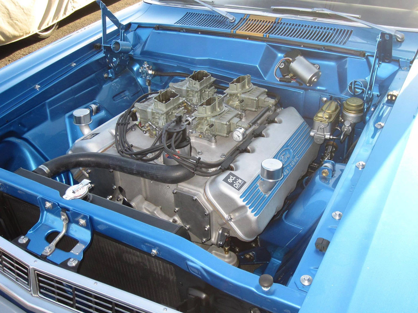 1967-Ford-Fairlane-with-a-427-SOHC-V8-04.webp