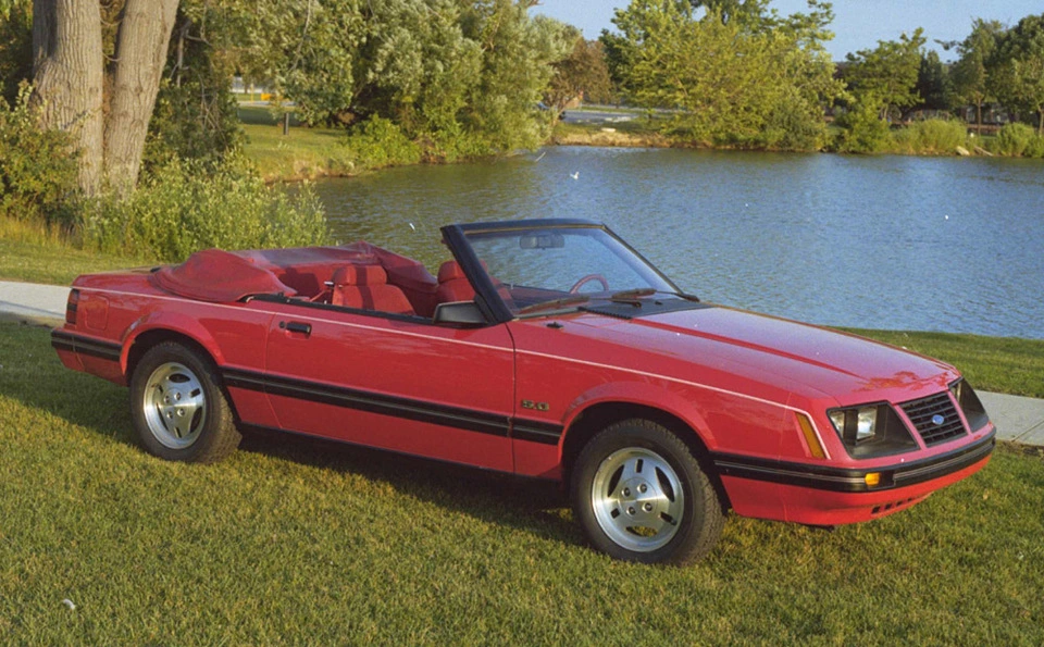 1983-Ford-Mustang-Convertible-Red.webp