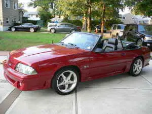 1987Mustangvert-2.webp