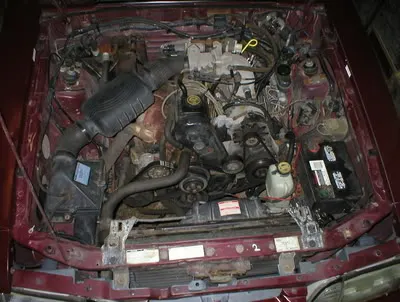 1989_mustang_engine.webp