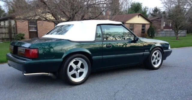 1990-ford-mustang-lx-convertible-7up-edition-foxbody-oem-modifications-3.webp