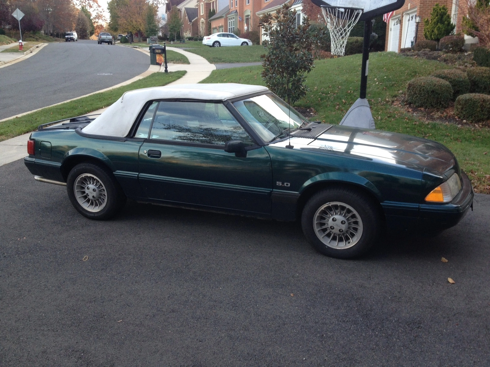 1990Mustang.webp