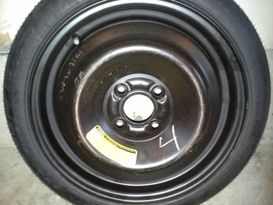 1993%20Mustang%20GT%20spare%20tire%201.webp