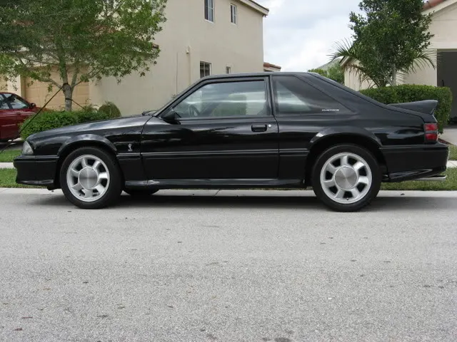 1993cobra001.webp