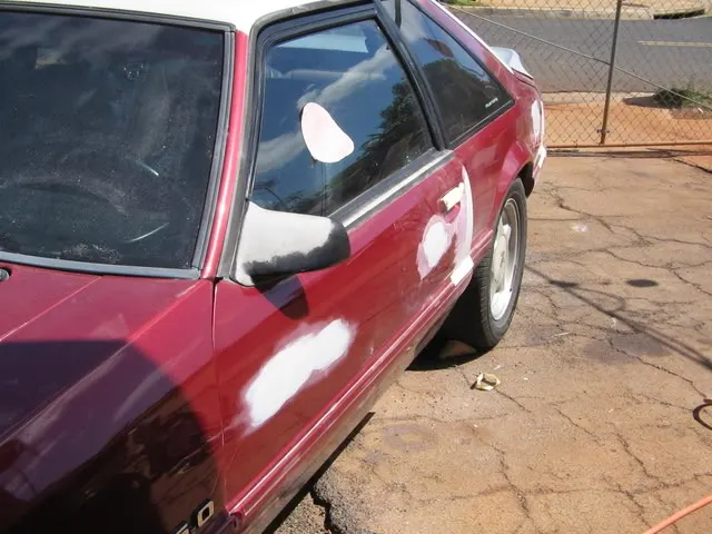 1993LXBodywork002.webp