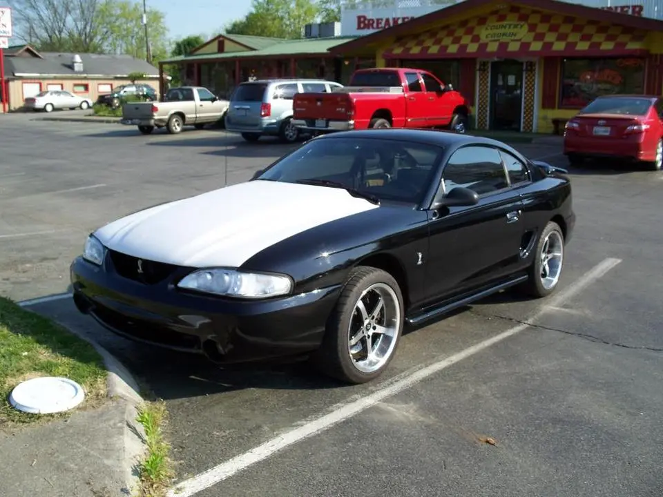 1994MustangCobra25.webp
