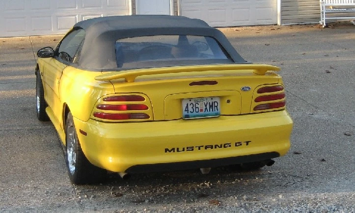 1994MustangGtVert_003.webp