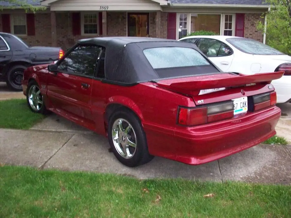 2000CrownVic006.webp