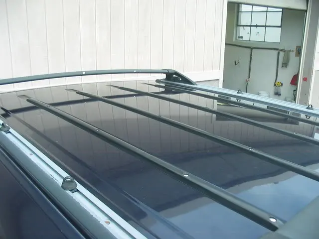 2000FordExplorer017.webp