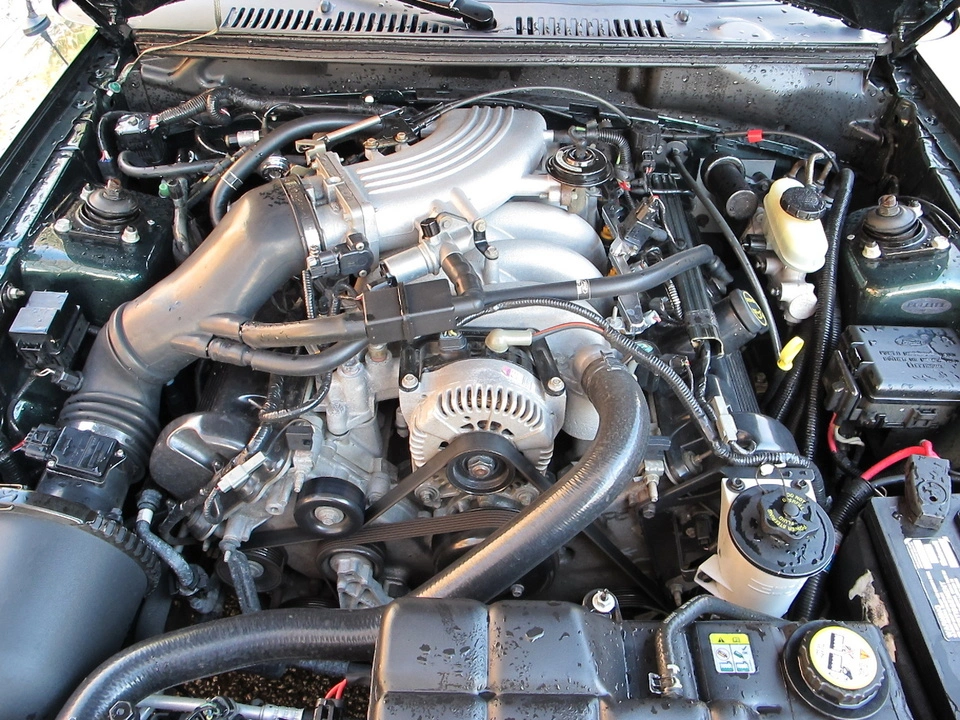 2001_ford_mustang_bullitt_gt-pic-6610035277531419666.webp
