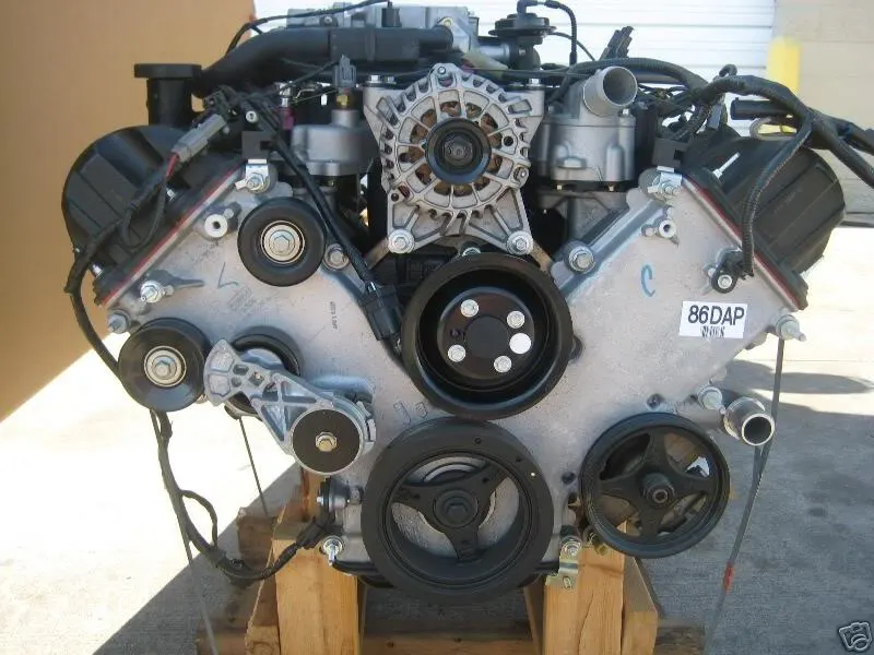 2003GTMustang46LFrontView.webp